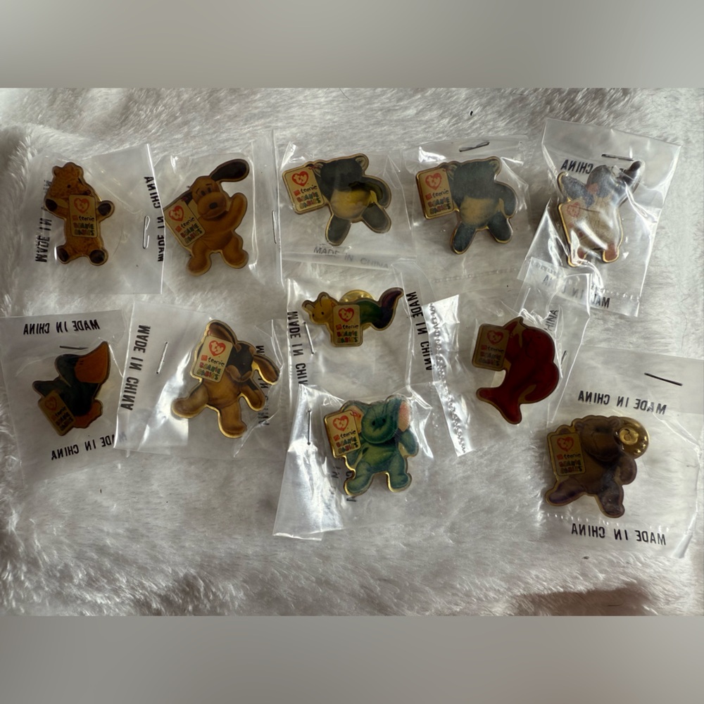 Set of 11 Ty Beanie Babies Collector Pins